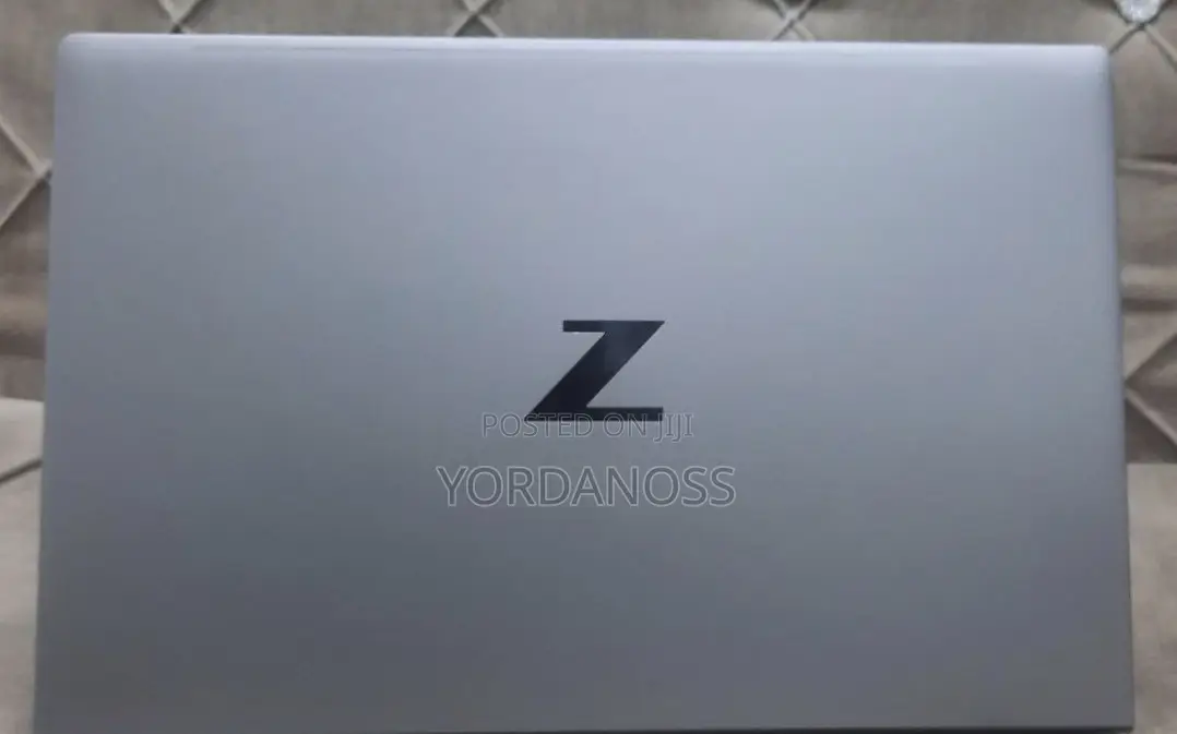 New Laptop HP ZBook Power G9 i7 16GB Intel Core i7 SSD 1T