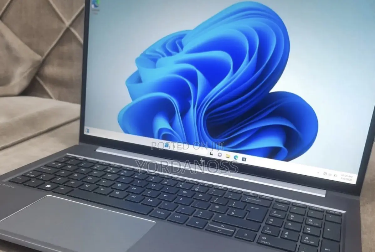 New Laptop HP ZBook Power G9 i7 16GB Intel Core i7 SSD 1T