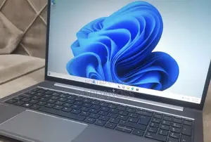New Laptop HP ZBook Power G9 i7 16GB Intel Core i7 SSD 1T