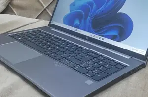 New Laptop HP ZBook Power G9 i7 16GB Intel Core i7 SSD 1T