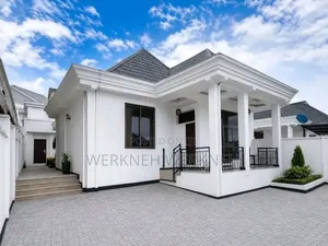 Furnished 6bdrm House in የግል, Bole for sale