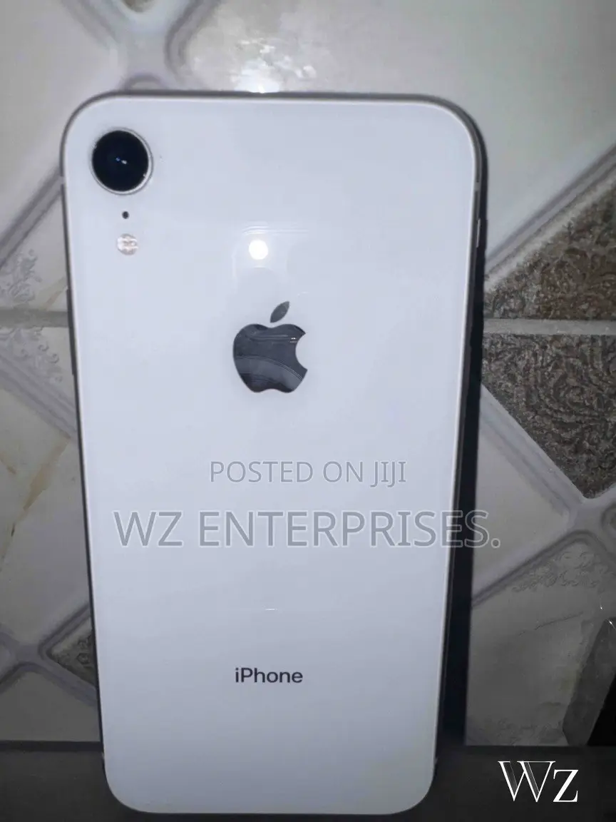 Apple iPhone XR 128 GB White