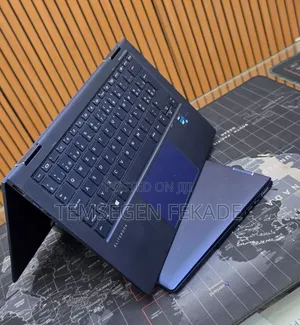 New Laptop HP Dragonfly G2 16GB Intel Core i7 SSD 512GB