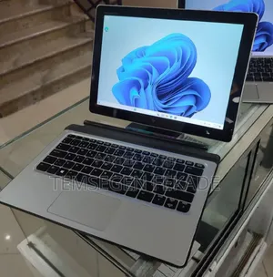 New Laptop HP X2 8GB Intel Core i5 SSD 128GB