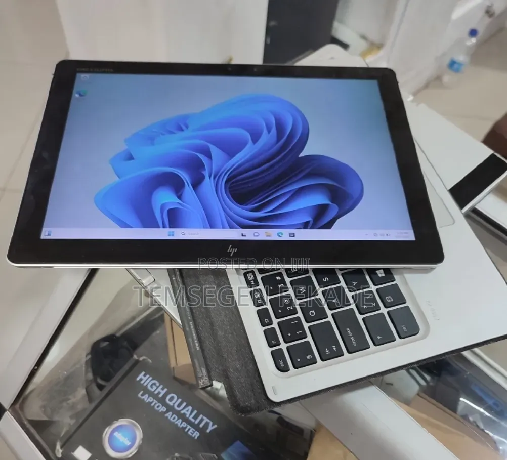 New Laptop HP X2 8GB Intel Core i5 SSD 128GB