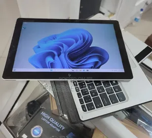 New Laptop HP X2 8GB Intel Core i5 SSD 128GB