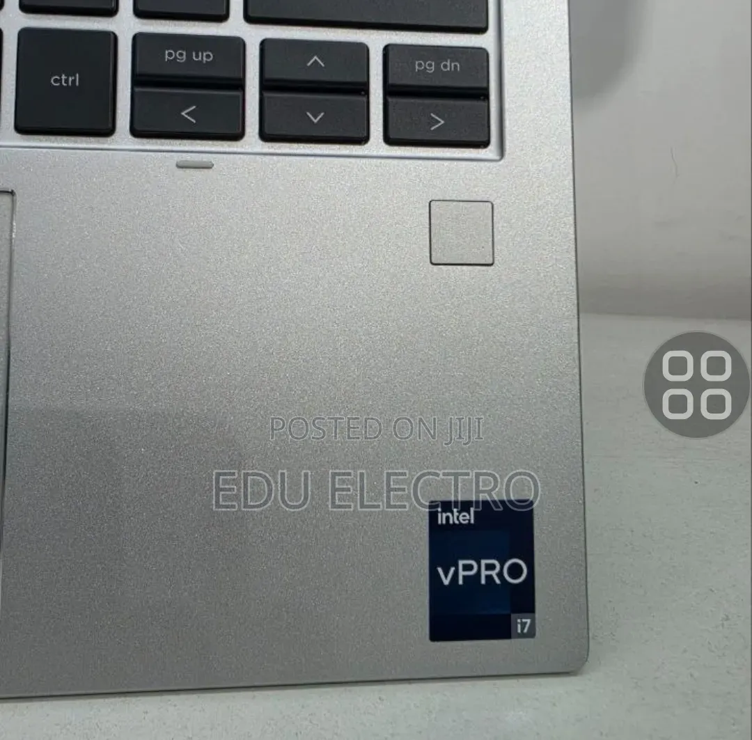 New Laptop HP Elitebook 830 G11 16GB Intel Core i7 SSD 512GB
