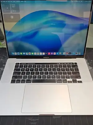 New Laptop Apple MacBook Pro 2019 32GB Intel Core i7 SSD 512GB