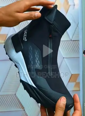 Urxx Shoes