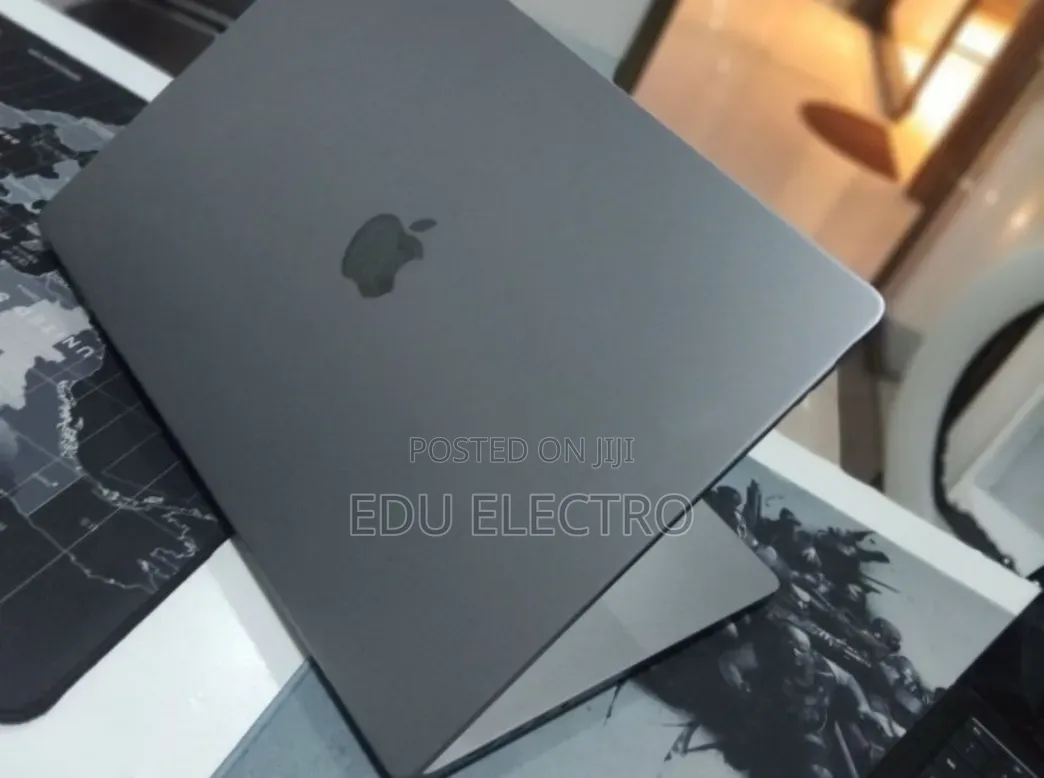 New Laptop Apple MacBook Pro 2021 M1 Max 64GB Apple M1 Max SSD 1T