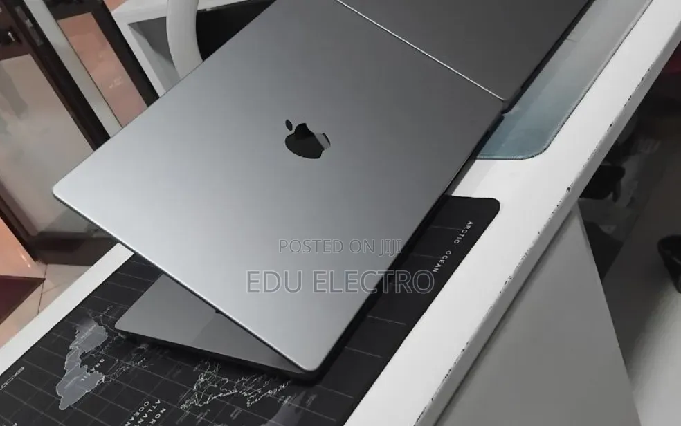 New Laptop Apple MacBook Pro 2021 M1 Max 32GB Apple M1 Max SSD 1T