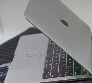 New Laptop Apple MacBook Pro 2020 M1 16GB Apple M1 SSD 512GB