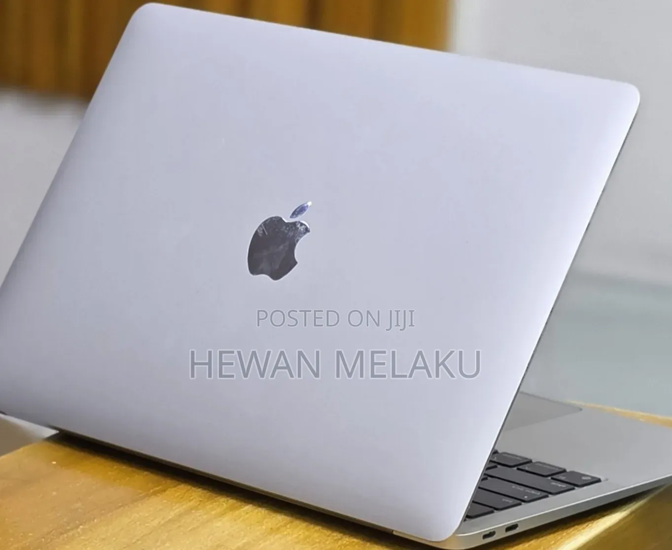New Laptop Apple MacBook Air 2020 M1 8GB Apple M1 SSD 256GB