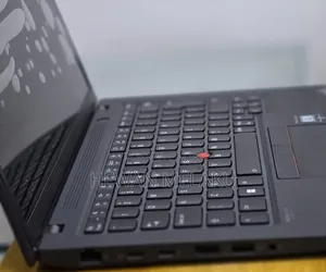 New Laptop Lenovo ThinkPad T14 16GB Intel Core i7 SSD 512GB
