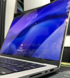 New Laptop Apple MacBook Pro 2021 M1 16GB Apple M1 SSD 512GB