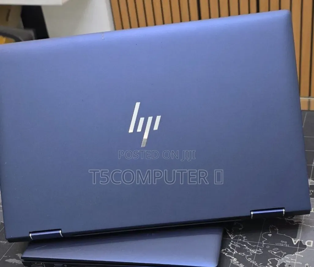 New Laptop HP Dragonfly Folio 16GB Intel Core i7 SSD 512GB