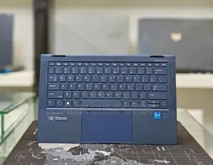 New Laptop HP Dragonfly G2 16GB Intel Core i7 SSD 512GB