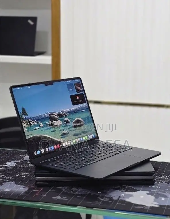 New Laptop Apple MacBook Air 2025 M4 16GB Apple M4 SSD 256GB