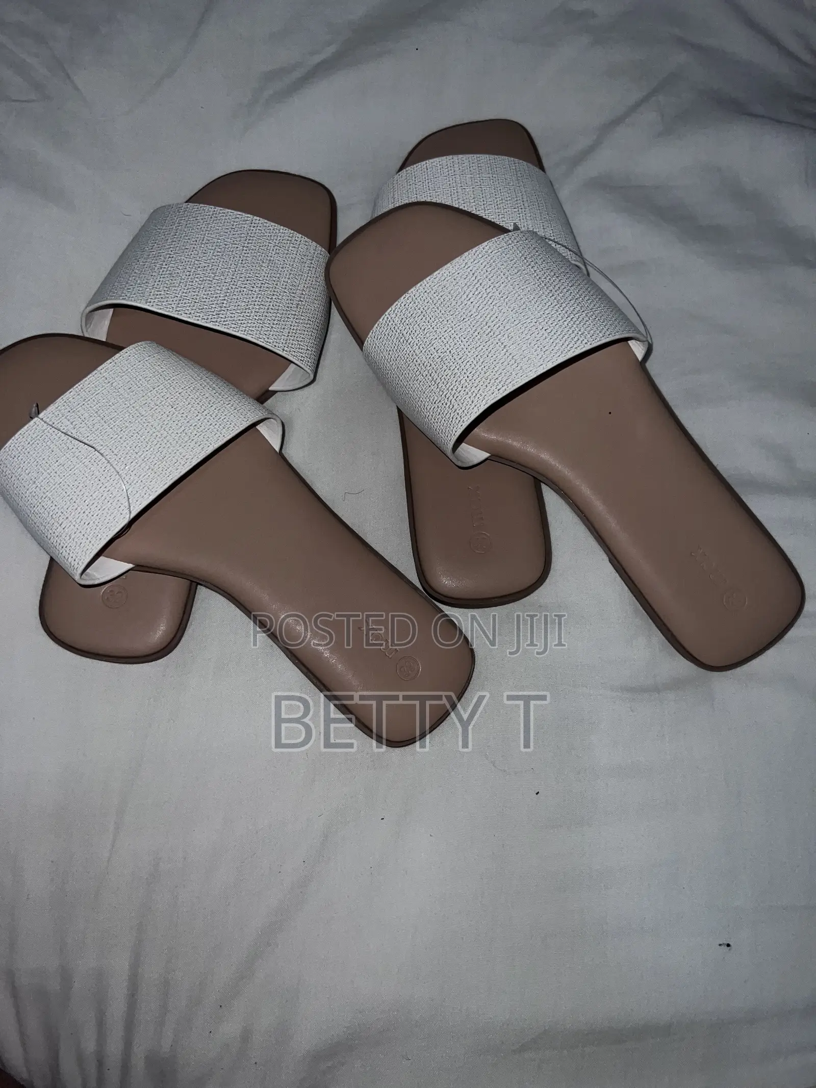 Women’s Shoes