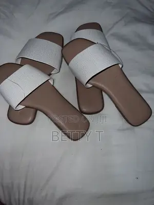 Women’s Shoes