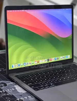 New Laptop Apple MacBook Pro 2020 M1 16GB Apple M1 SSD 512GB