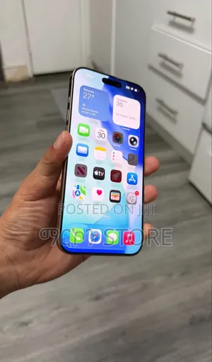 New Apple iPhone 16 Pro Max 256 GB Gold