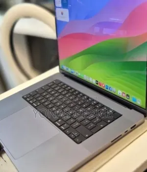 New Laptop Apple MacBook 64GB Apple M1 SSD 1T