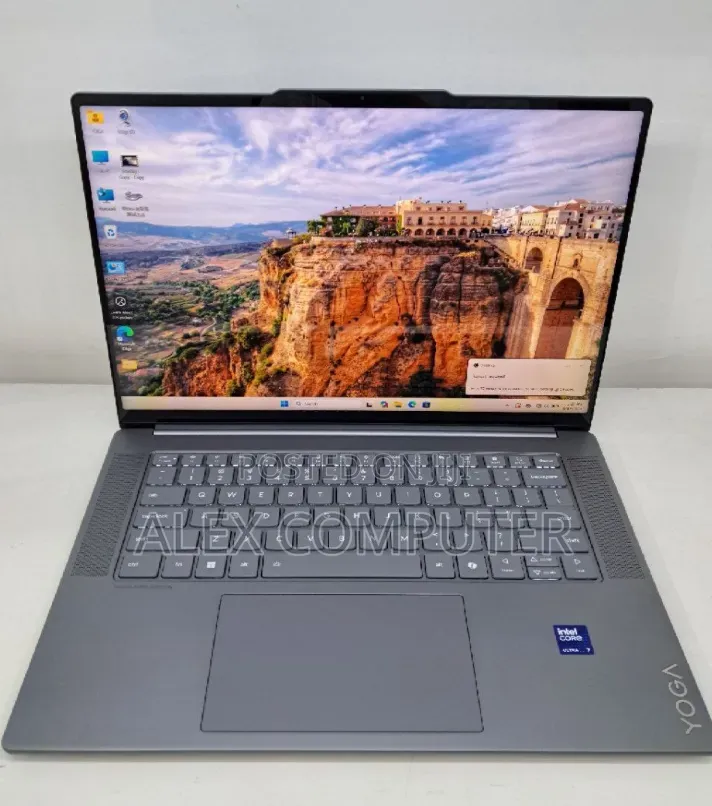 New Laptop Lenovo 32GB Intel Core Ultra 7 SSD 1T