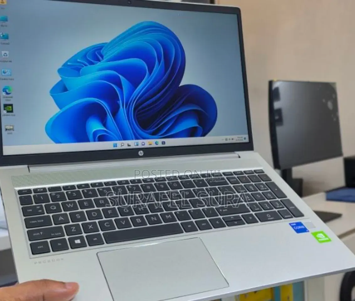 New Laptop HP ProBook 450 G8 16GB Intel Core i7 SSD 512GB