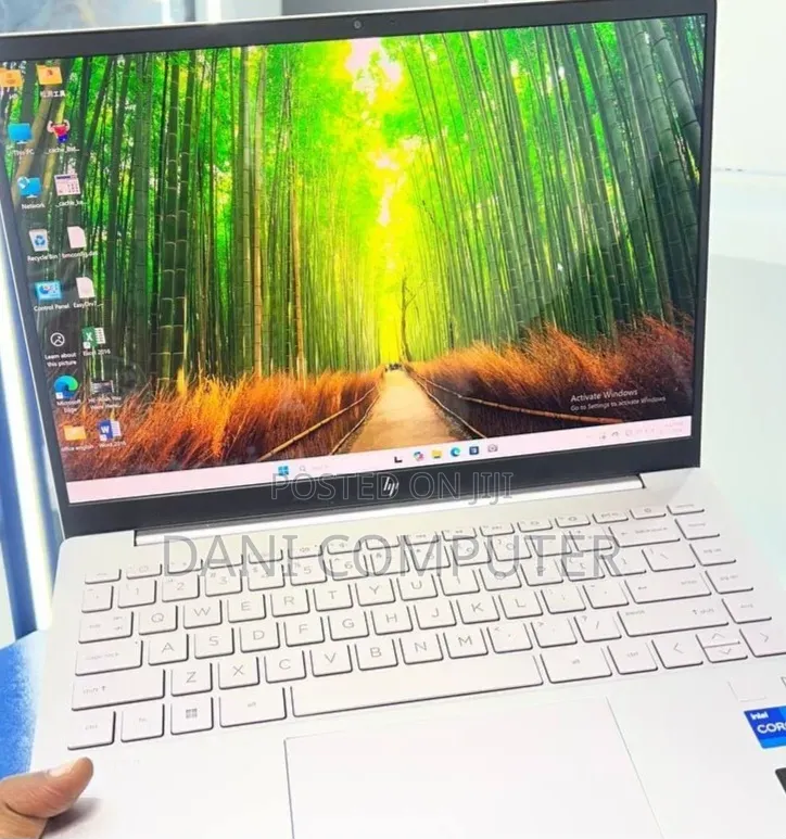 New Laptop HP Pavilion 14 16GB Intel Core i7 SSD 1T