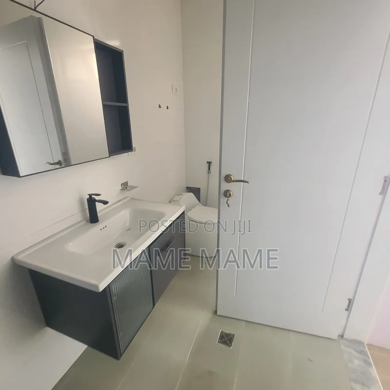 4bdrm Apartment in Addis Abeba, Bole for rent