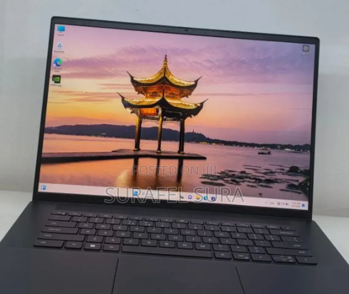 New Laptop Dell Inspiron 15 16GB Intel Core i7 SSD 512GB