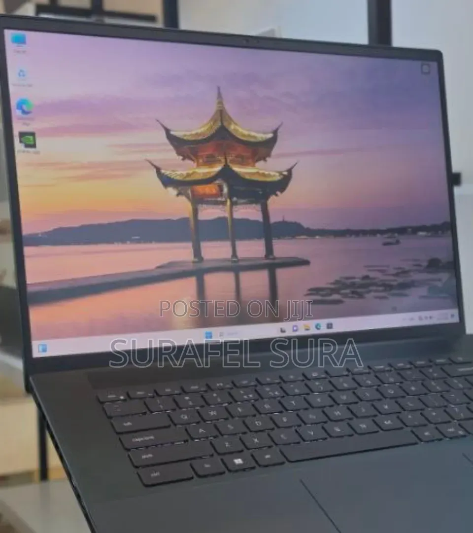 New Laptop Dell Inspiron 15 16GB Intel Core i7 SSD 512GB