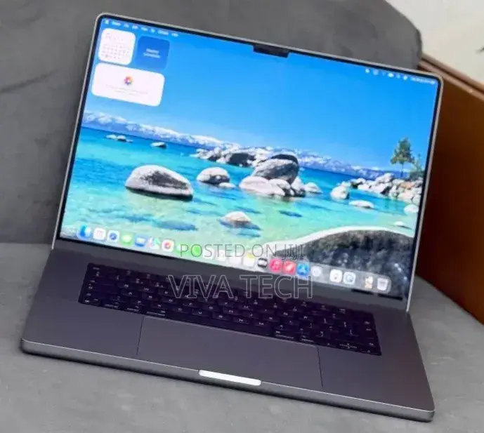 New Laptop Apple MacBook Pro 2021 M1 32GB Apple M1 Pro SSD 512GB