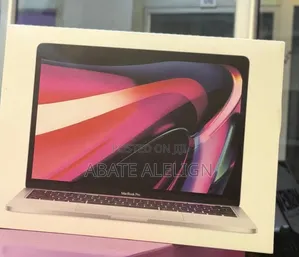 New Laptop Apple MacBook Pro 2020 M1 8GB Apple M1 Pro SSD 512GB