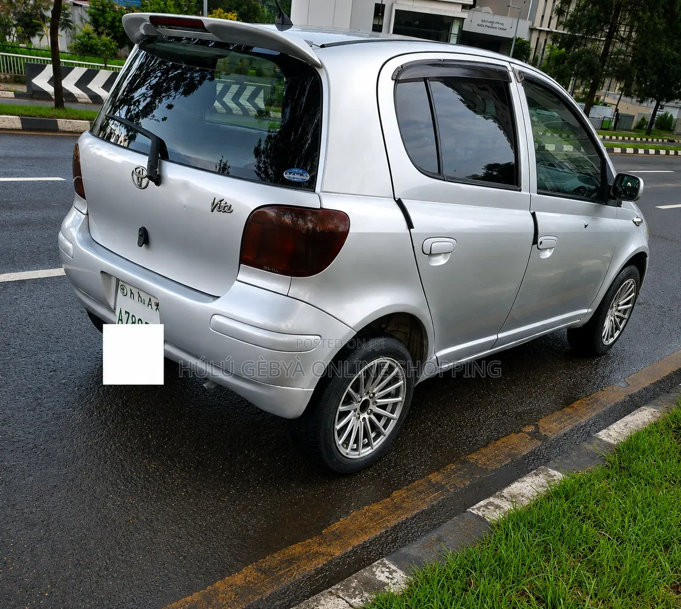 Toyota Vitz 2003 Silver
