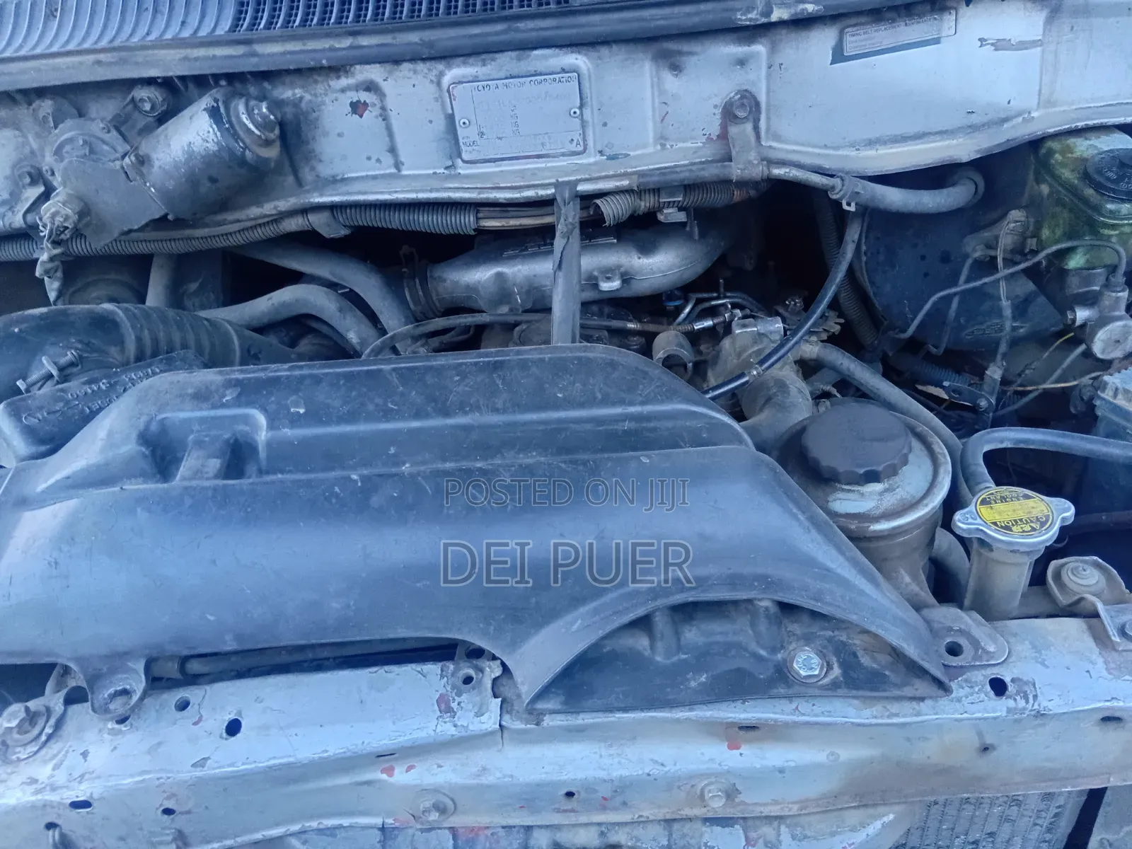 Toyota Grand HiAce 2001 Silver