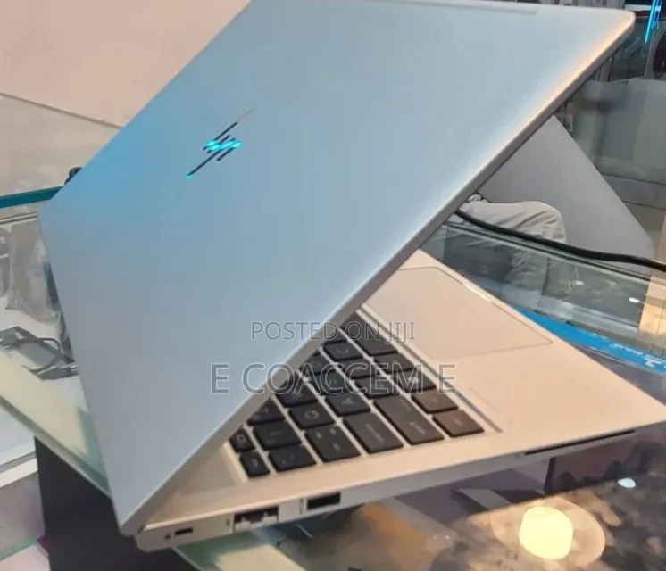 New Laptop HP 16GB Intel Core i5 SSD 512GB