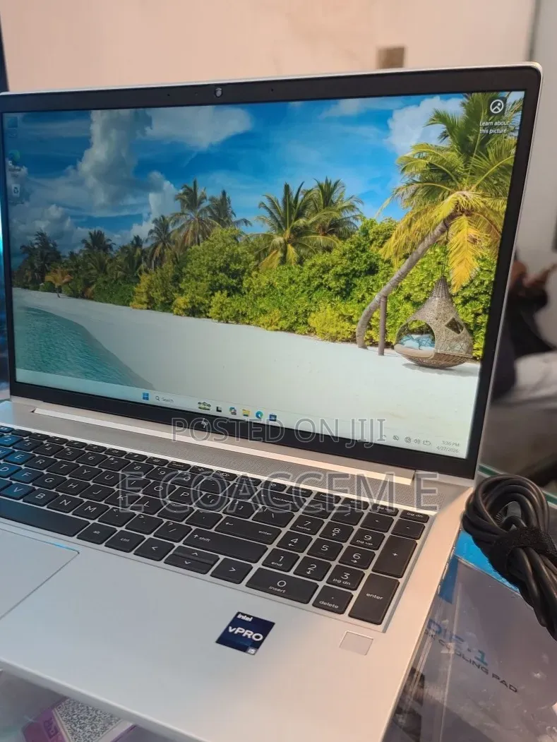 New Laptop HP 16GB Intel Core i5 SSD 512GB