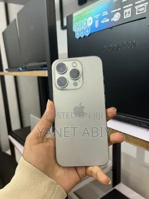 New Apple iPhone 15 Pro 256 GB Silver