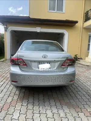 Toyota Corolla 2013 Silver