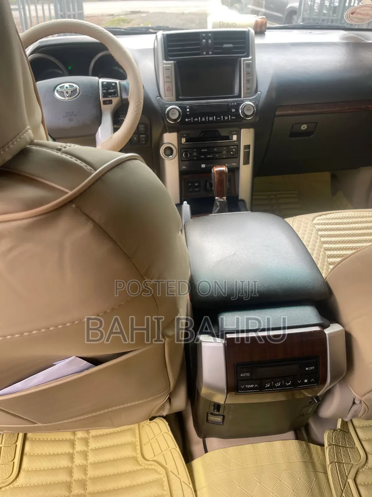 Toyota Land Cruiser 2013 Black