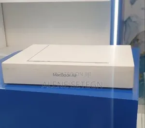 New Laptop Apple MacBook Air 2025 M4 16GB Apple M4 SSD 512GB