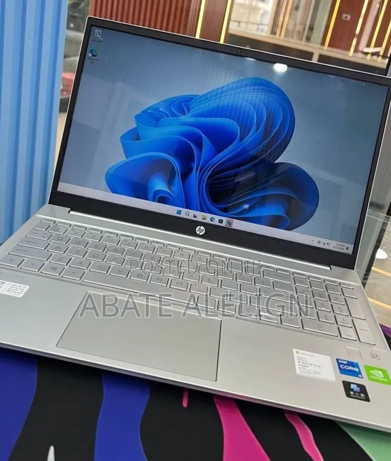 New Laptop HP Pavilion 15 16GB Intel Core i5 SSD 512GB