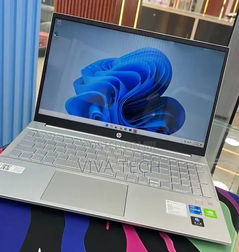 New Laptop HP Pavilion 15 16GB Intel Core i5 SSD 512GB