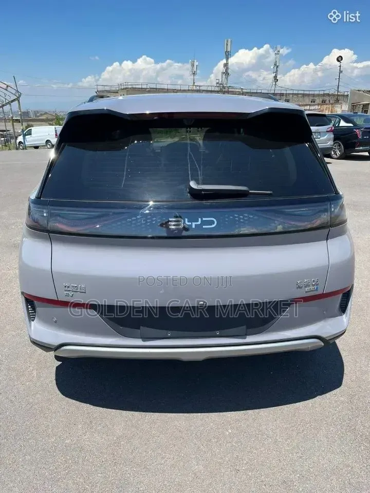 New BYD Sealion 05 DM-i 2025 Gray