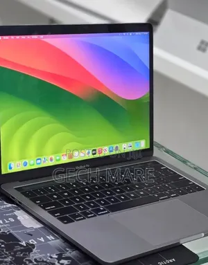 New Laptop Apple MacBook Pro 2021 M1 16GB Apple M1 Pro SSD 512GB