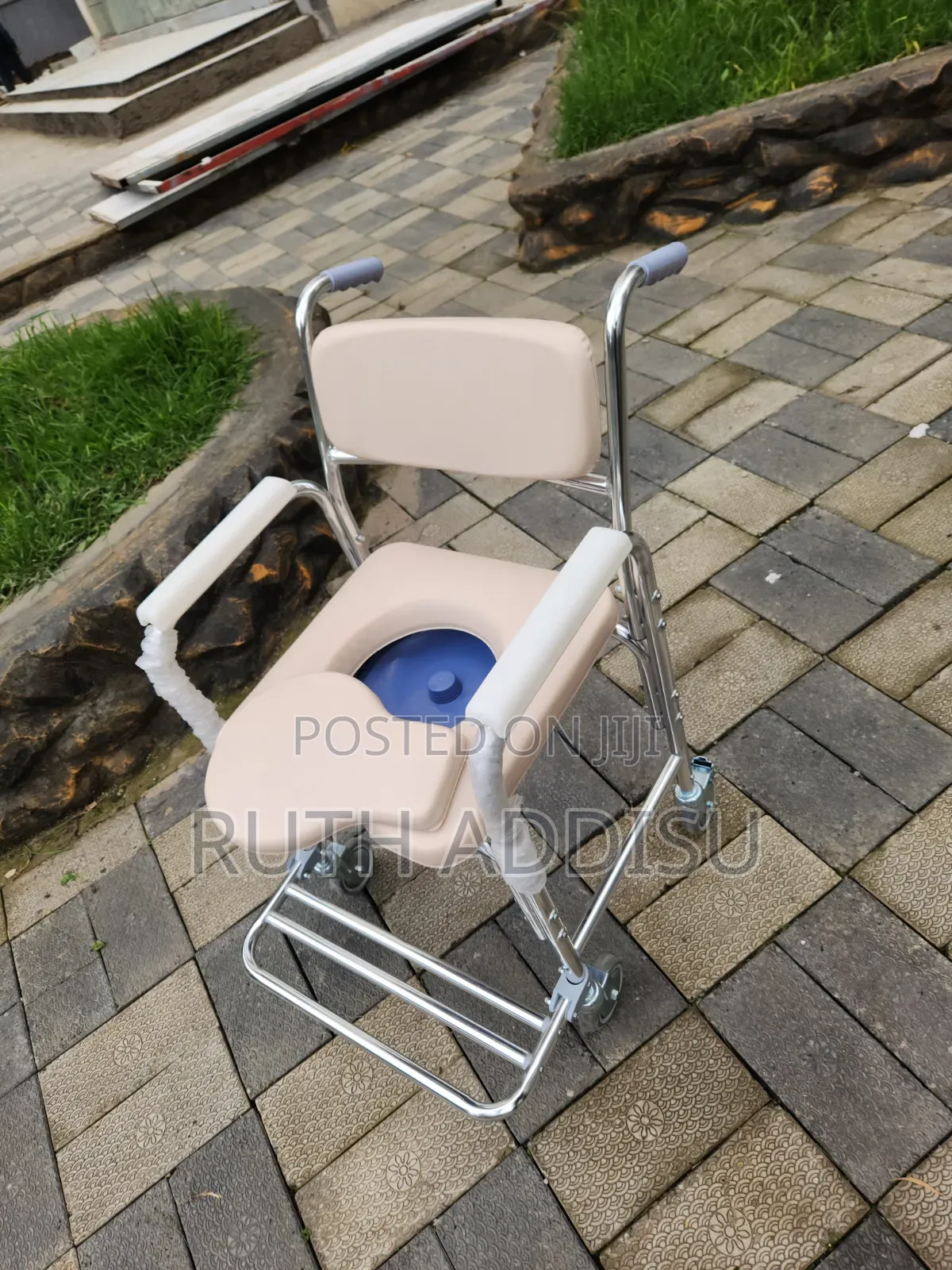 Commode Wheelchair夠味toilet Wheelchair鳵你medic Commode Wheelchair New
