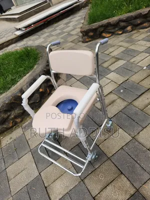 Commode Wheelchair夠味toilet Wheelchair鳵你medic Commode Wheelchair New