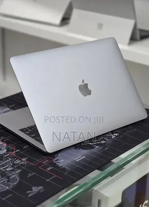 New Laptop Apple MacBook Pro 2020 M1 16GB Apple M1 Pro SSD 512GB